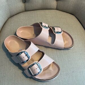 Birkenstock Arizona Big Buckle Arizona slide, EU40/US 9, Pink patent.